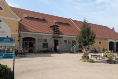 PXL_20260828_104351574