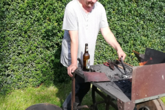 mobile Schmiede mit Kaltgetränk